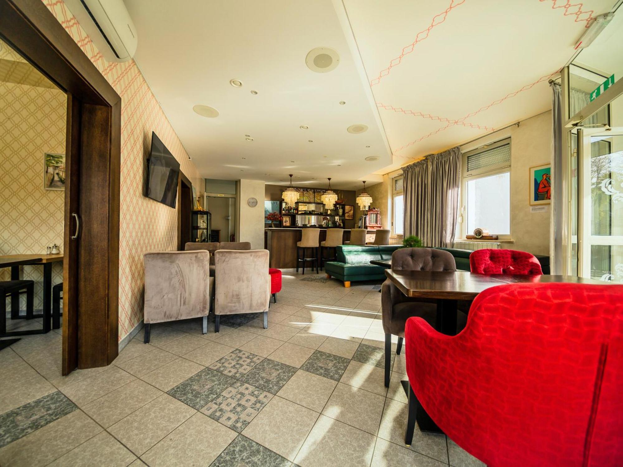 Hotel Maj Inn Moravske Toplice Exterior photo